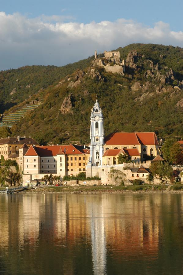 Weingut-Pension Stockingerhof Dürnstein المظهر الخارجي الصورة